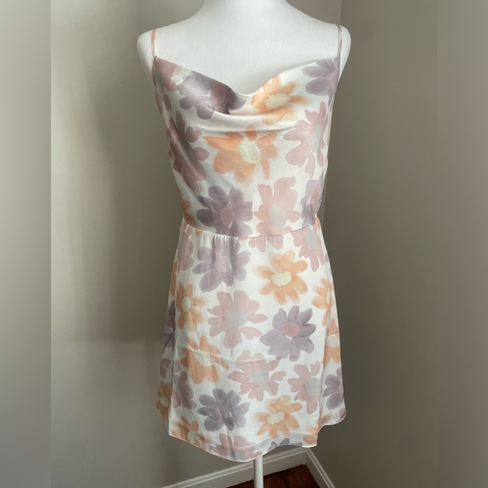 Aritzia Sunday Best M Dress Spencer Cowl Satin Y2K Flower Power Mini Smocked